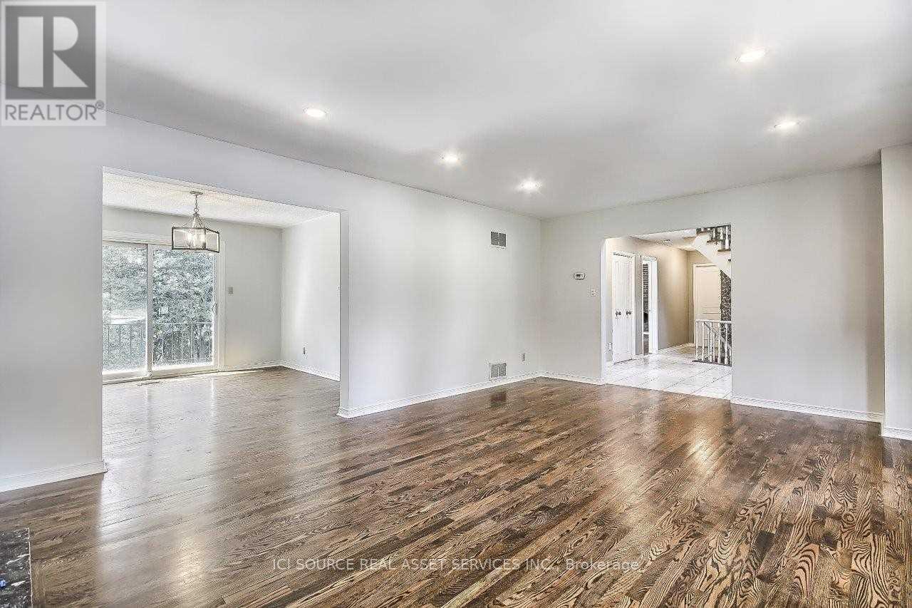 29 Bucks Green Road, Markham, ON - Indoor Photo Showing Other Room