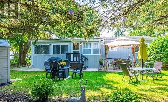 Back yard summer - 10 South Boulevard, Innisfil, ON - Outdoor