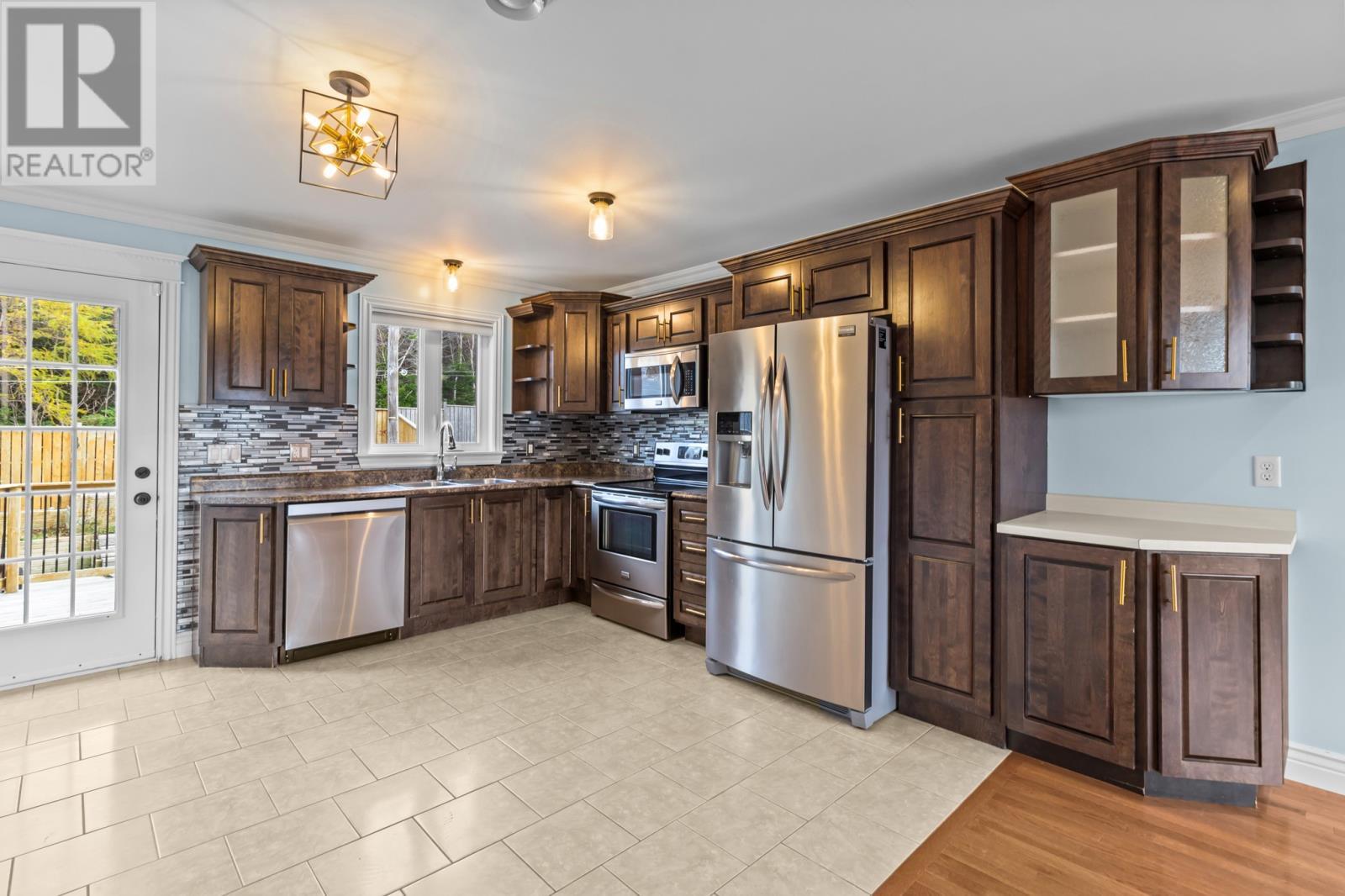 87 Cole Thomas Drive, Conception Bay South, NL - Indoor Photo Showing Kitchen