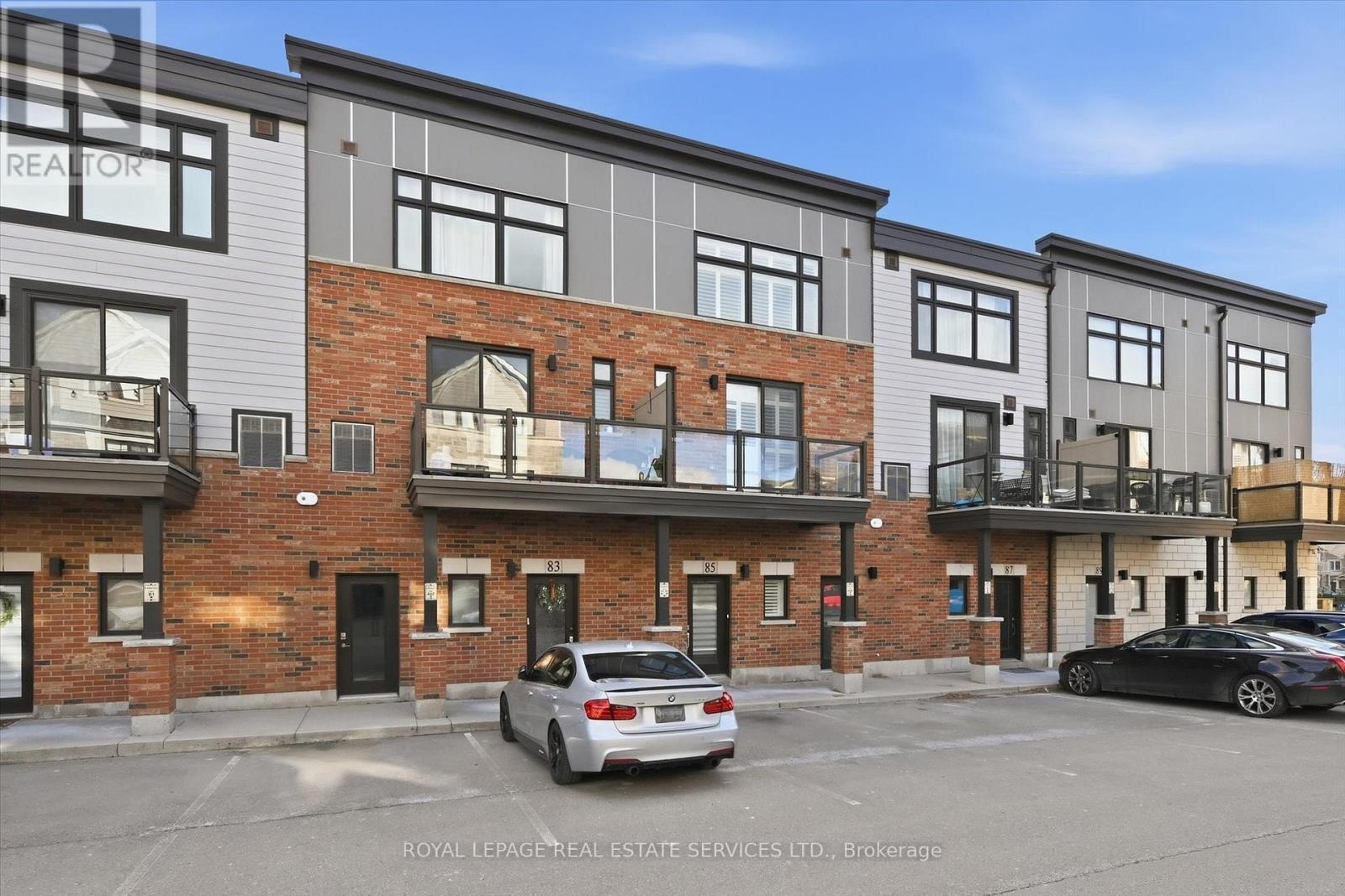 Upscale Three-Storey Condominium Townhome! - 85 Esplanade Lane, Grimsby, ON - Outdoor With Balcony