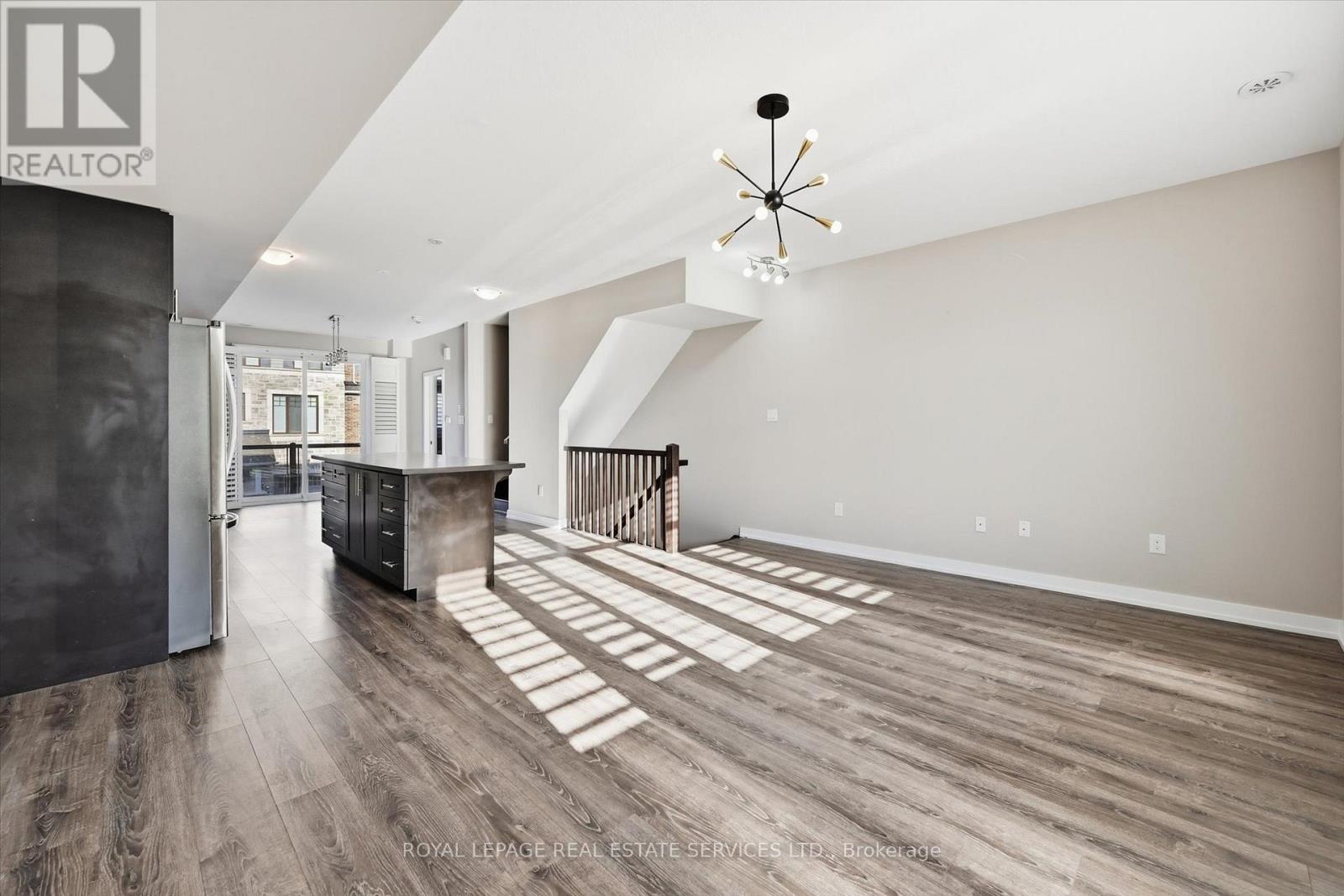 Designed for Entertaining and Everyday Living - 85 Esplanade Lane, Grimsby, ON - Indoor