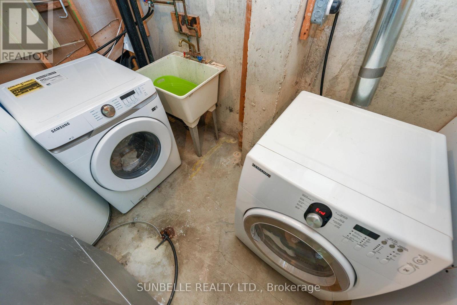 3826 Allcroft Road, Mississauga, ON - Indoor Photo Showing Laundry Room