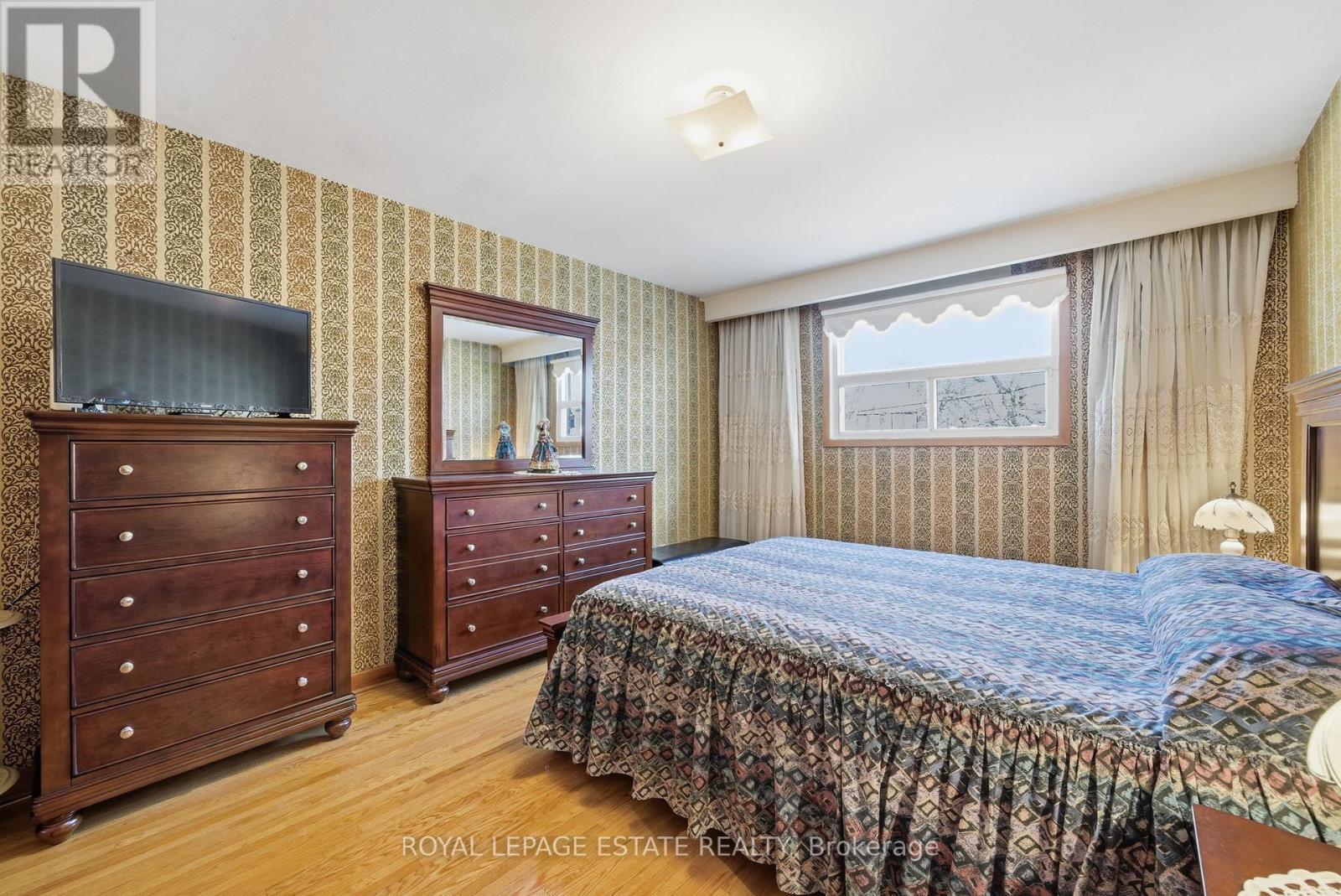 73A North Bonnington Avenue, Toronto, ON - Indoor Photo Showing Bedroom