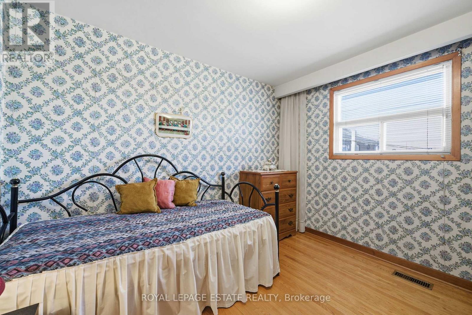 73A North Bonnington Avenue, Toronto, ON - Indoor Photo Showing Bedroom