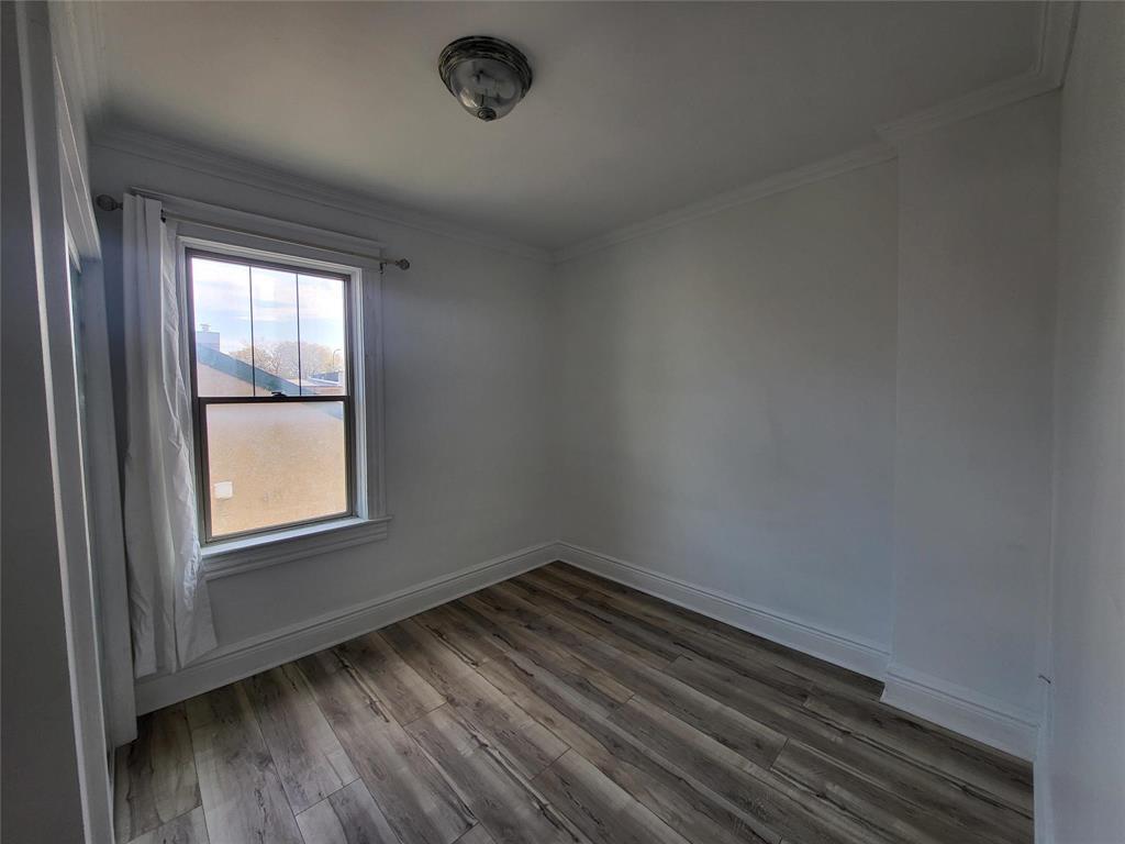 422 Burrows Avenue, Winnipeg, MB - Indoor Photo Showing Other Room