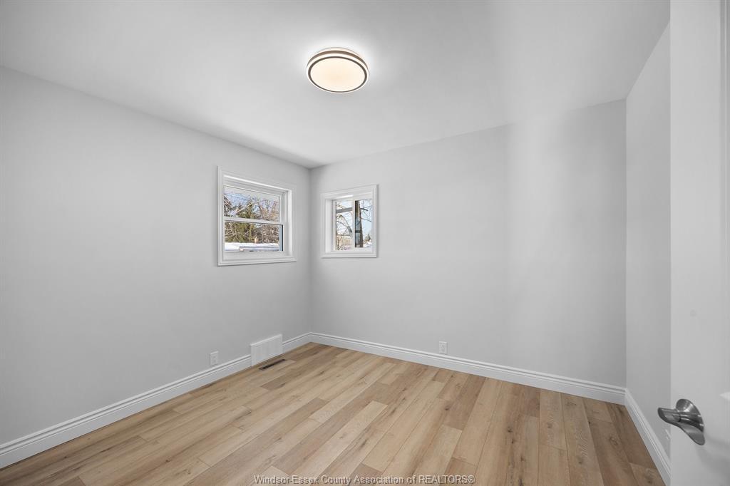 2692 Everts, Windsor, ON