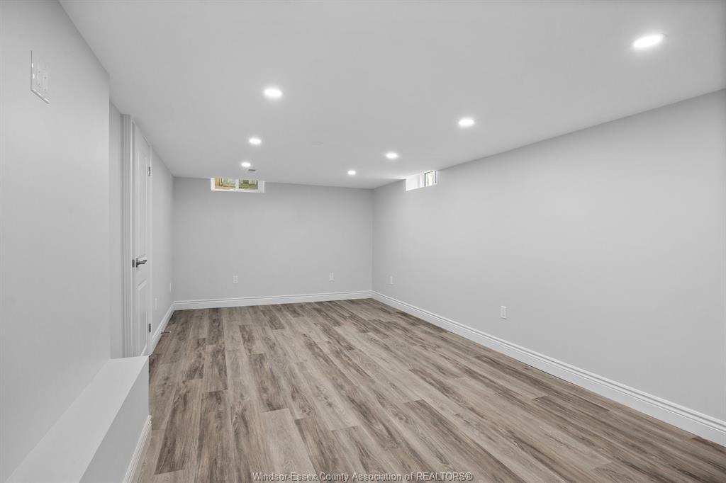 2692 Everts, Windsor, ON