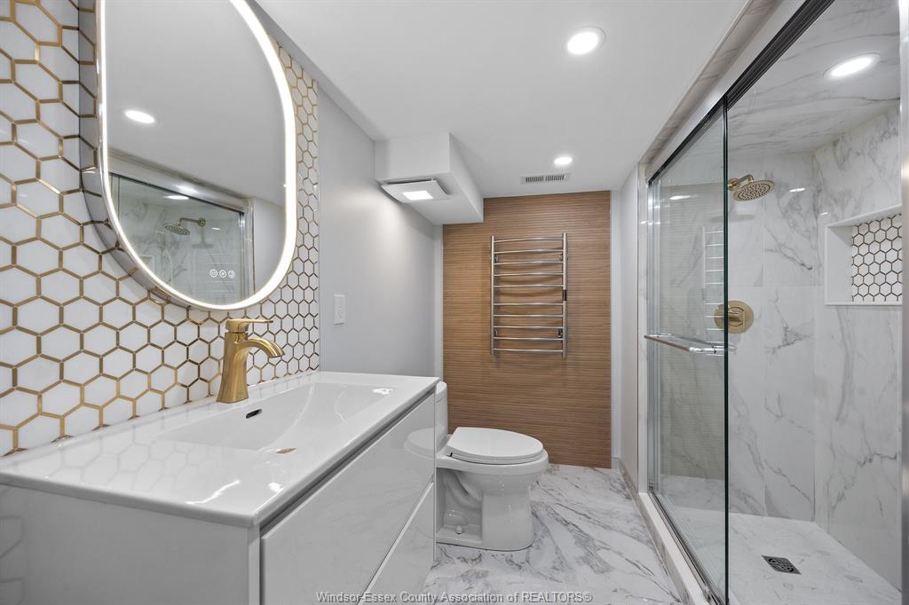 2692 Everts, Windsor, ON