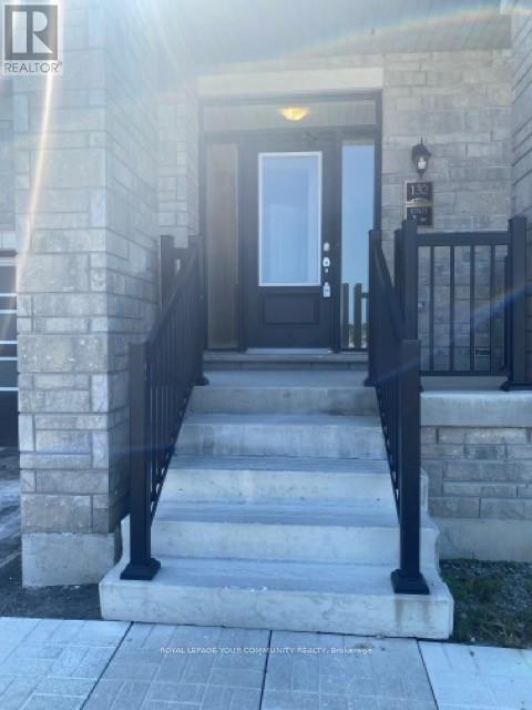 132 Nottingham Road, Barrie, ON - Outdoor