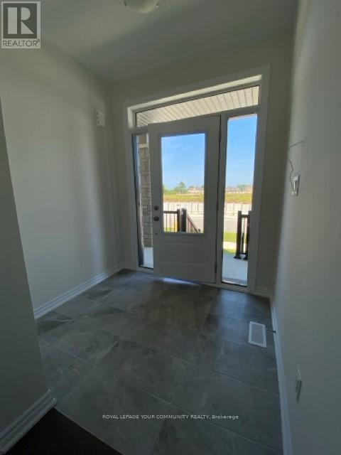 132 Nottingham Road, Barrie, ON - Indoor Photo Showing Other Room