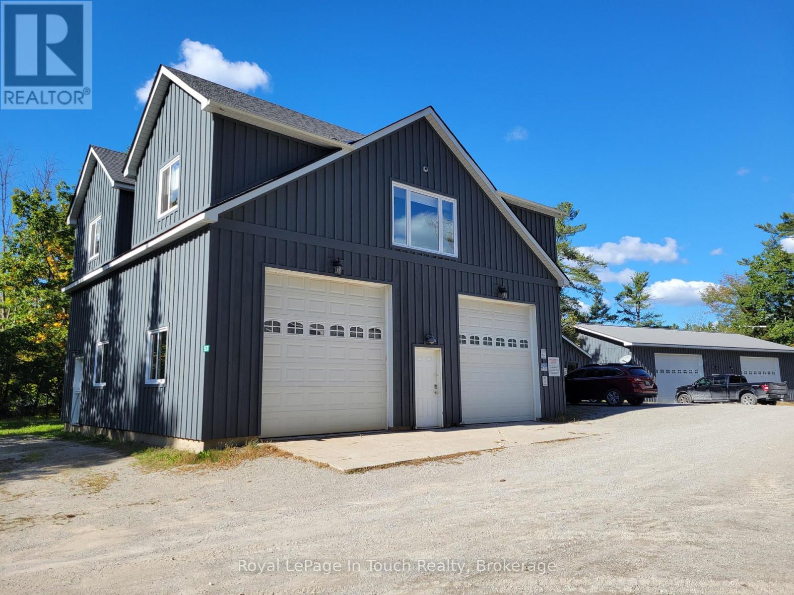 5631 Upper Big Chute Road, Severn, ON