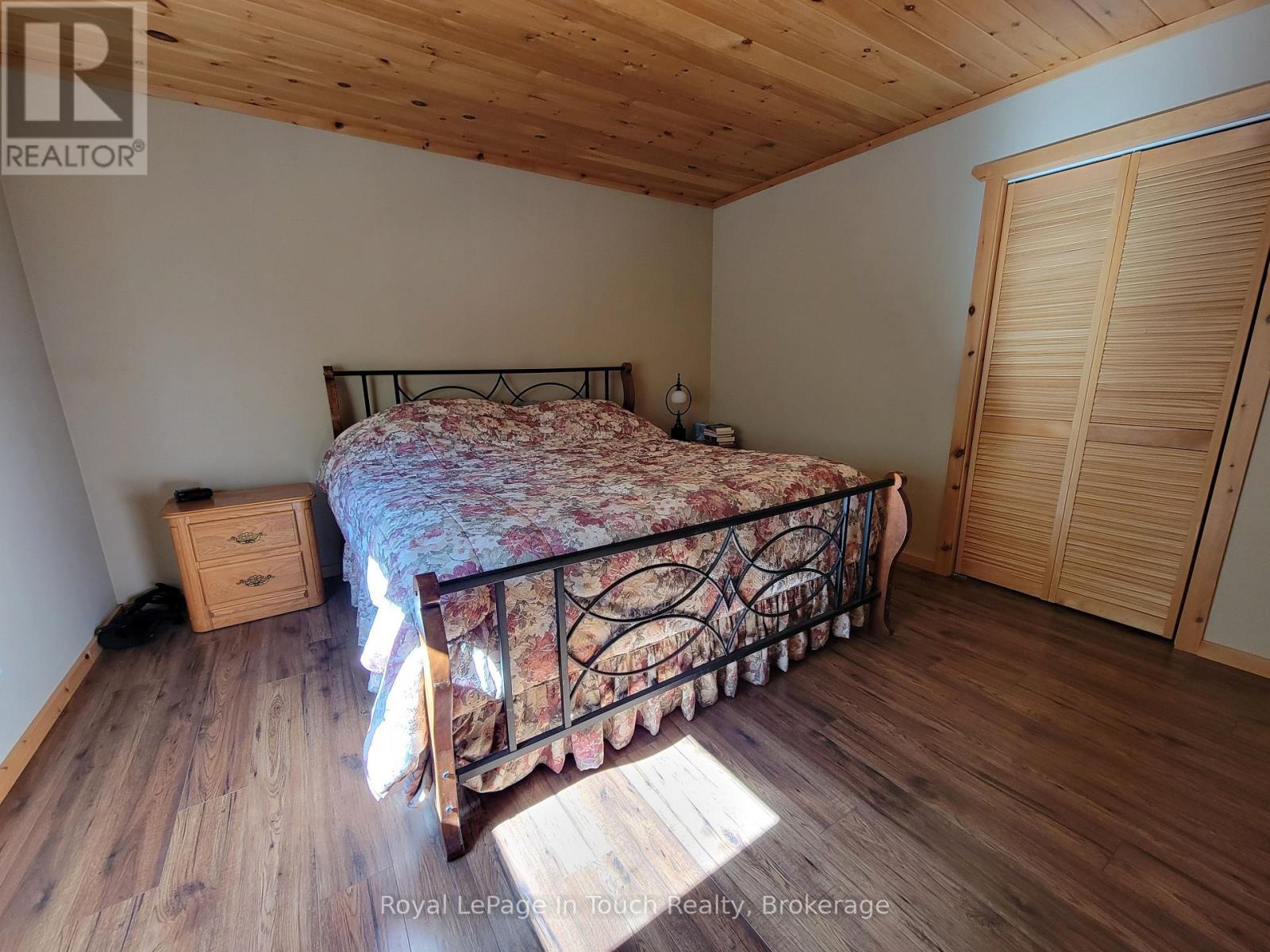 5631 Upper Big Chute Road, Severn, ON