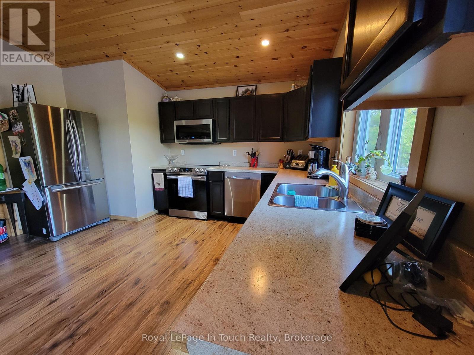 5631 Upper Big Chute Road, Severn, ON