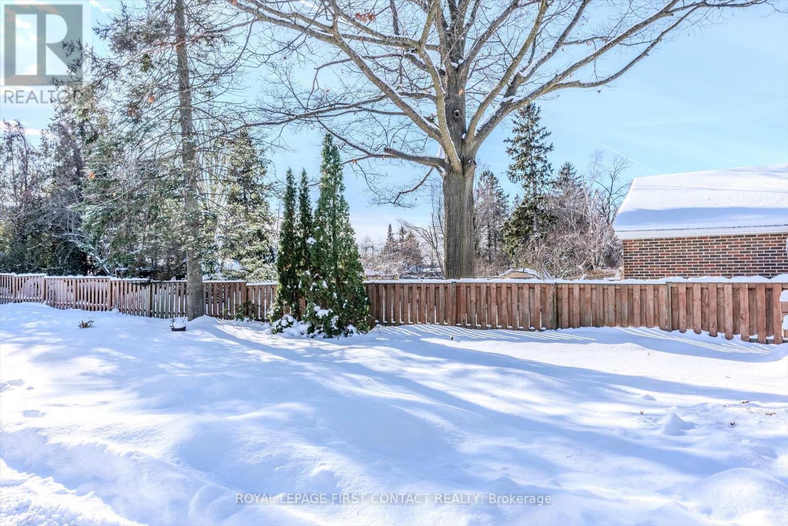 Unit A - 23 Shannon Street, Barrie, ON - Outdoor