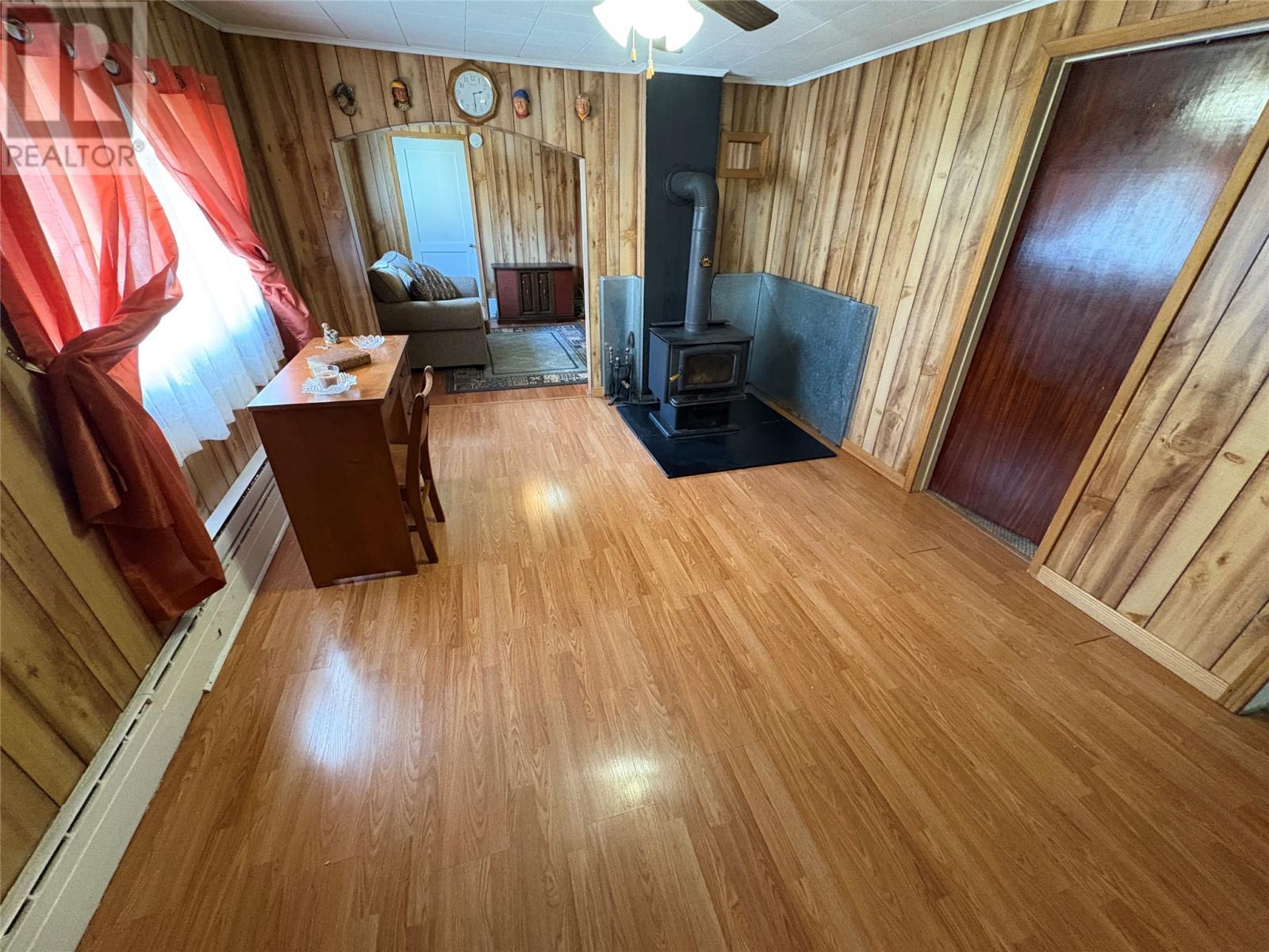 8 Thirteenth Avenue, Grand Falls Windsor, NL - Indoor Photo Showing Other Room