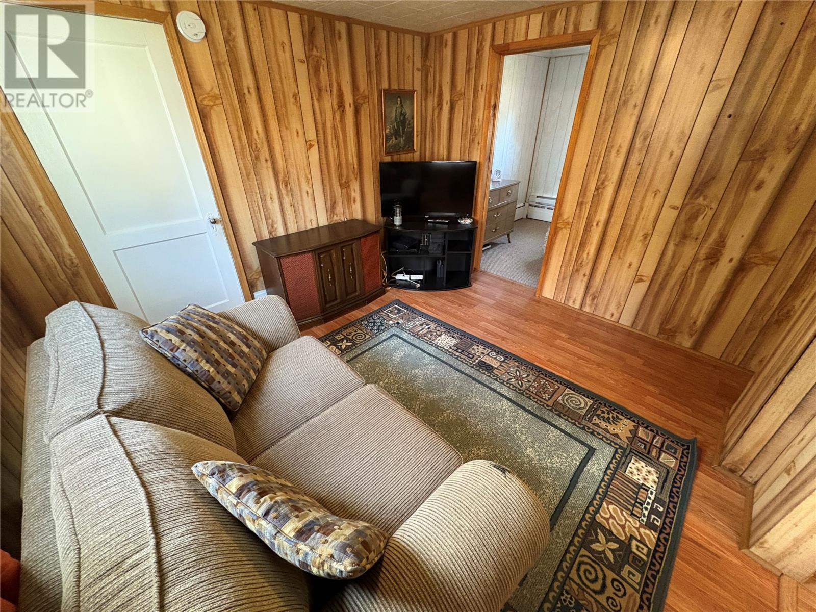 8 Thirteenth Avenue, Grand Falls Windsor, NL - Indoor Photo Showing Living Room