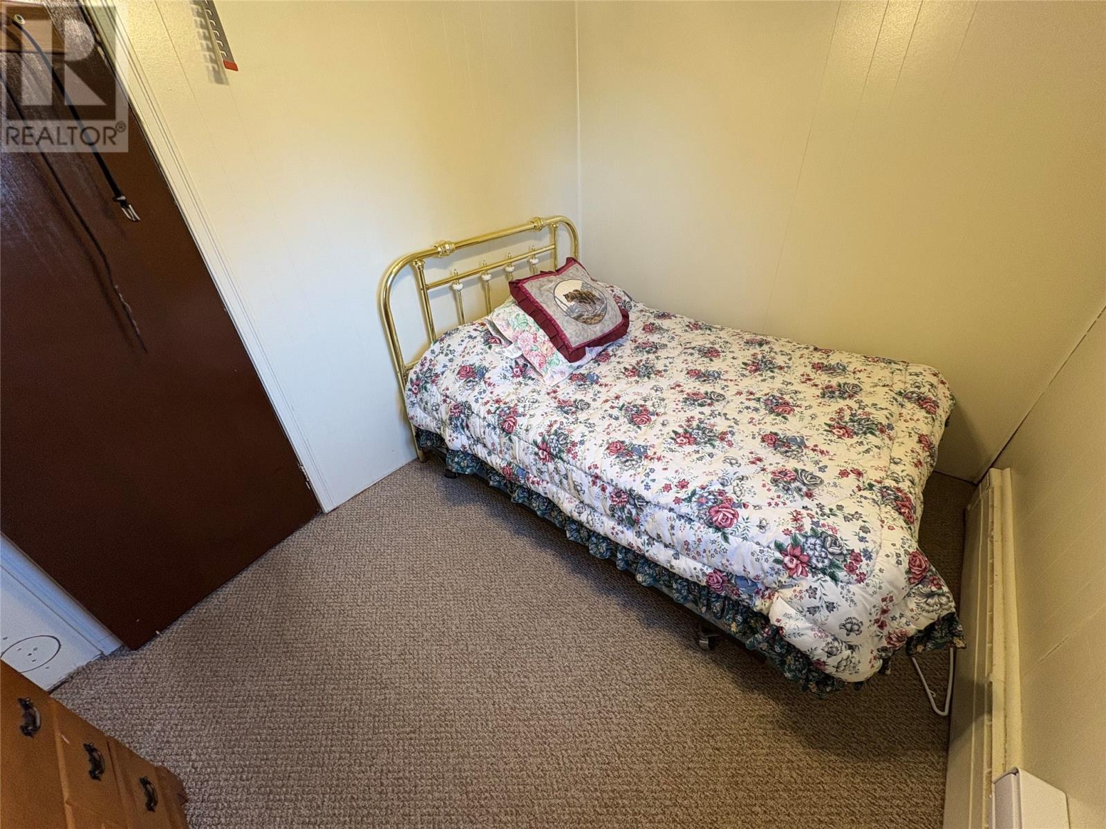 8 Thirteenth Avenue, Grand Falls Windsor, NL - Indoor Photo Showing Bedroom