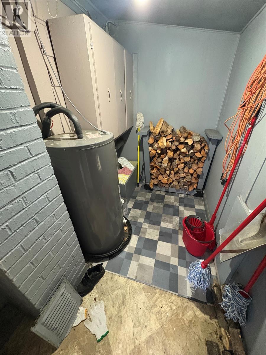 8 Thirteenth Avenue, Grand Falls Windsor, NL - Indoor Photo Showing Other Room