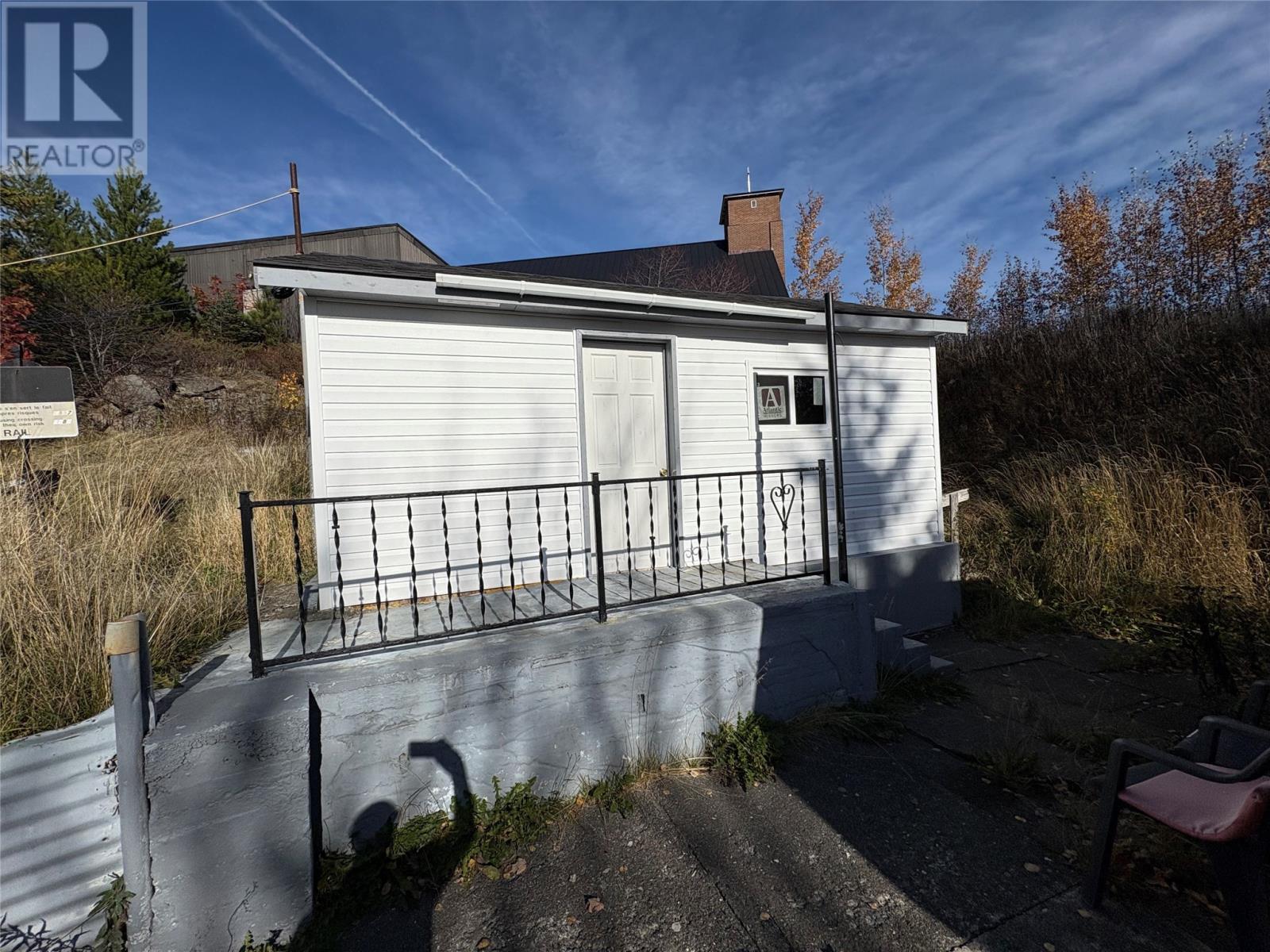 8 Thirteenth Avenue, Grand Falls Windsor, NL - Outdoor