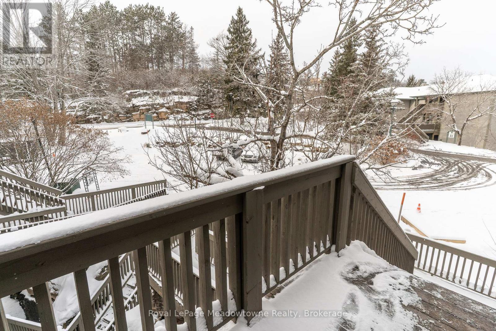 301 - 34 Deerhurst Greens Road, Huntsville (Chaffey), ON - Outdoor