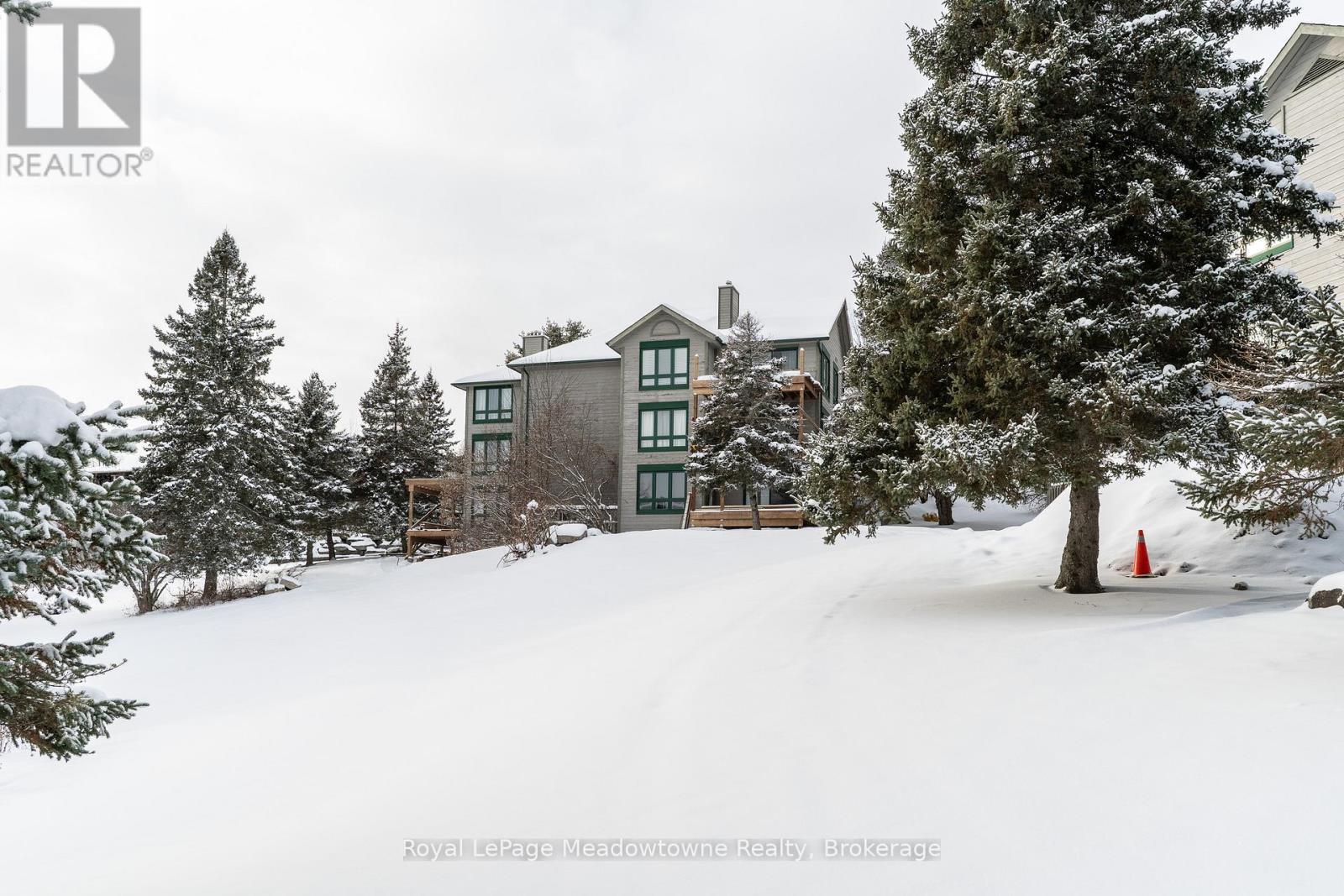 301 - 34 Deerhurst Greens Road, Huntsville (Chaffey), ON -