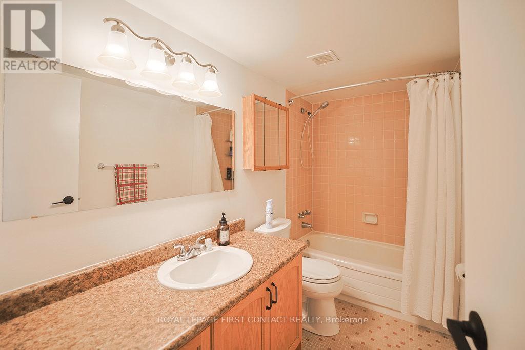 808 - 20 William Roe Boulevard, Newmarket, ON - Indoor Photo Showing Bathroom