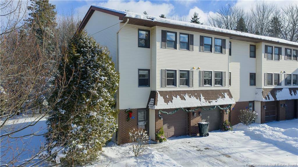 1 Shadow Hill Crt, Rothesay, NB