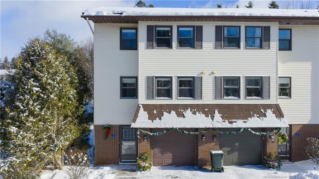 1 Shadow Hill Crt, Rothesay, NB