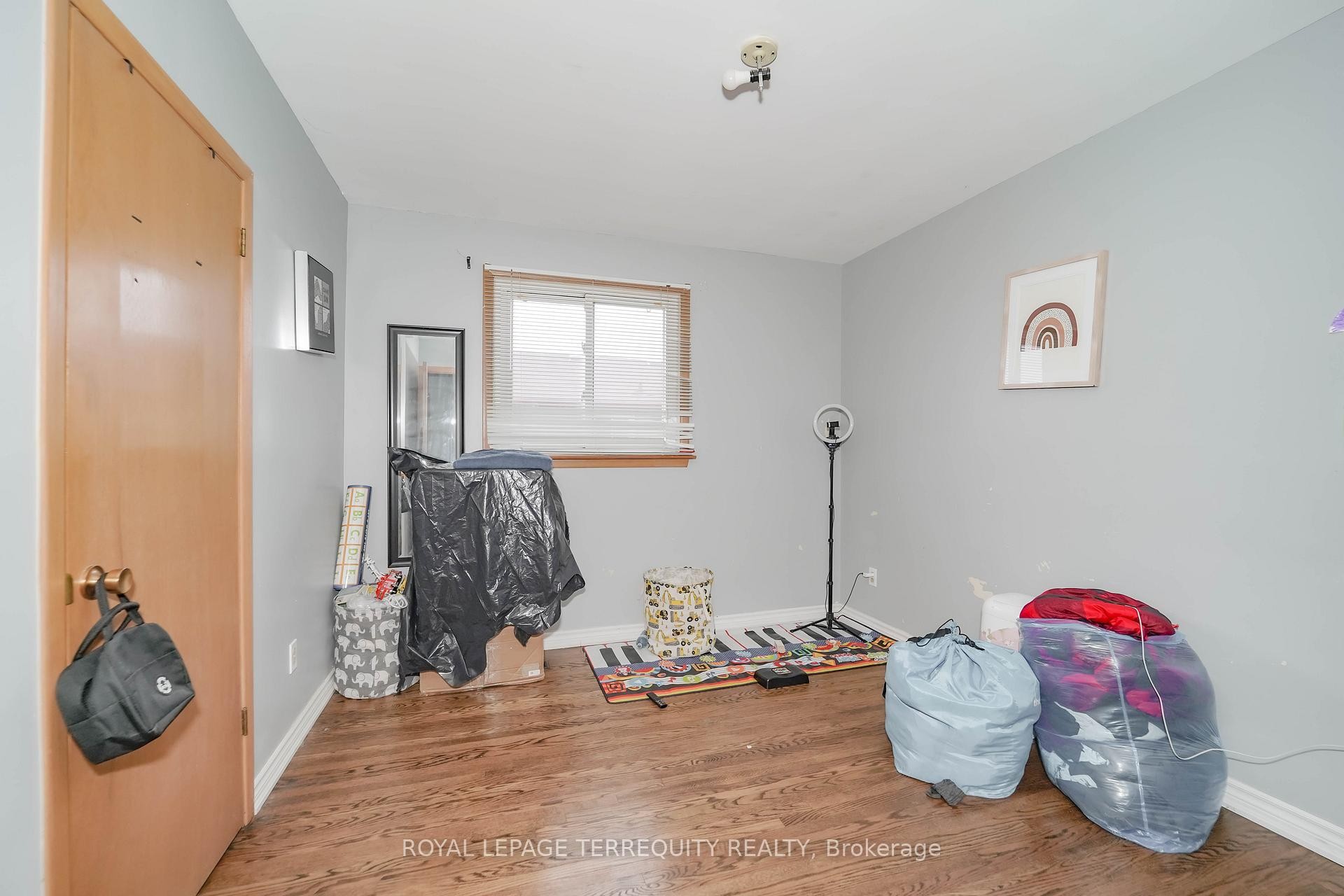 Upper-95 Stanley Road, Toronto, ON - Indoor Photo Showing Other Room