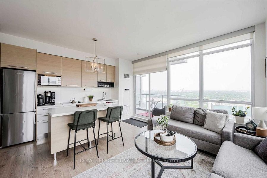 3409-36 Park Lawn Road, Toronto, ON - Indoor