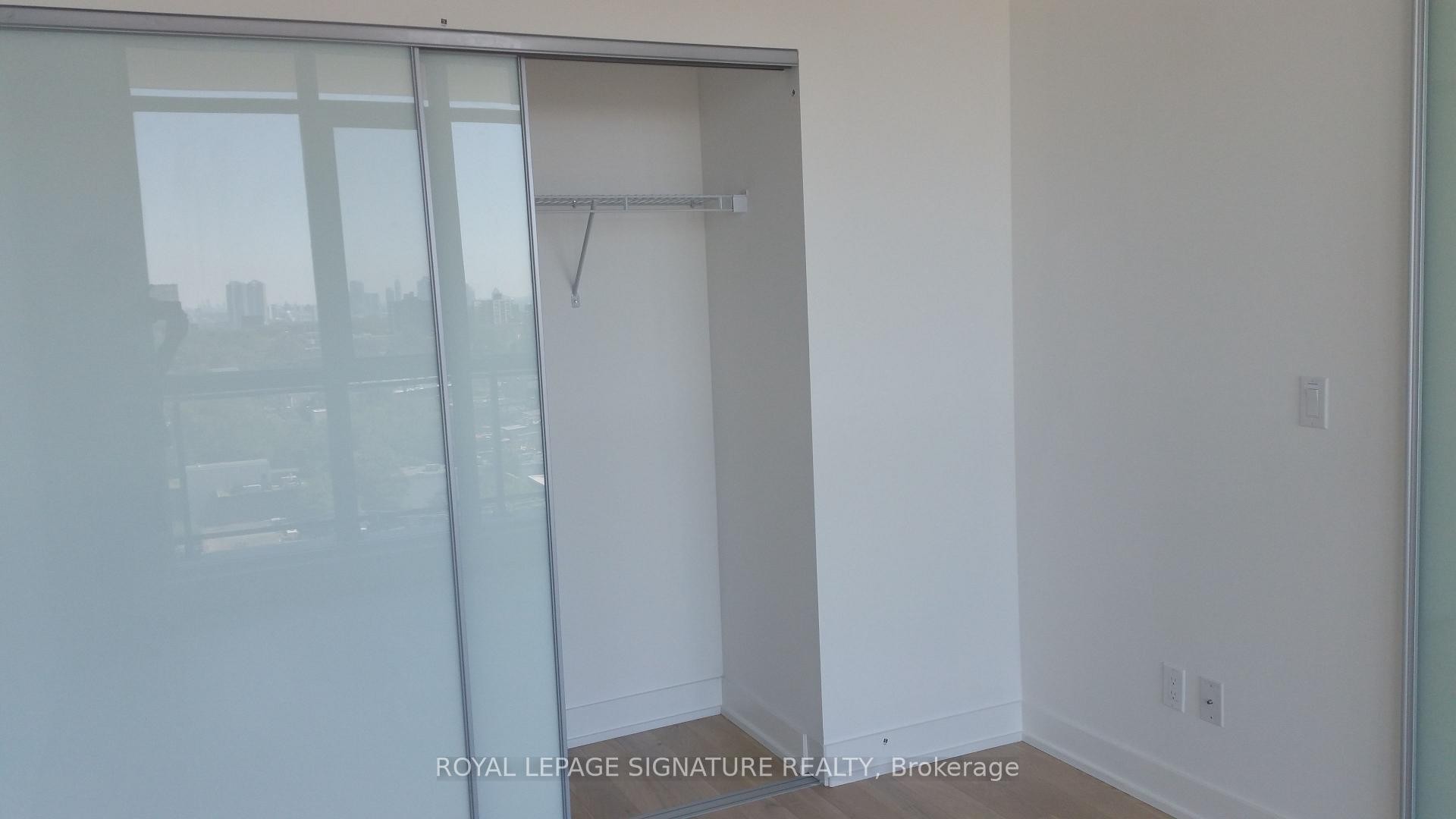 1211-20 Minowan Miikan Lane, Toronto, ON - Indoor