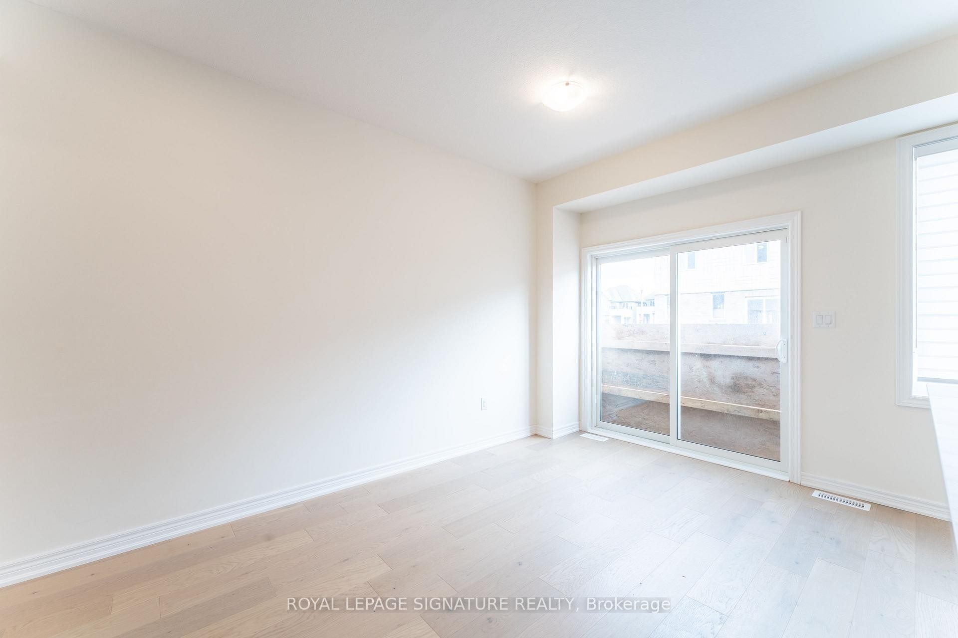 143 Sonoma Lane, Hamilton, ON - Indoor Photo Showing Other Room