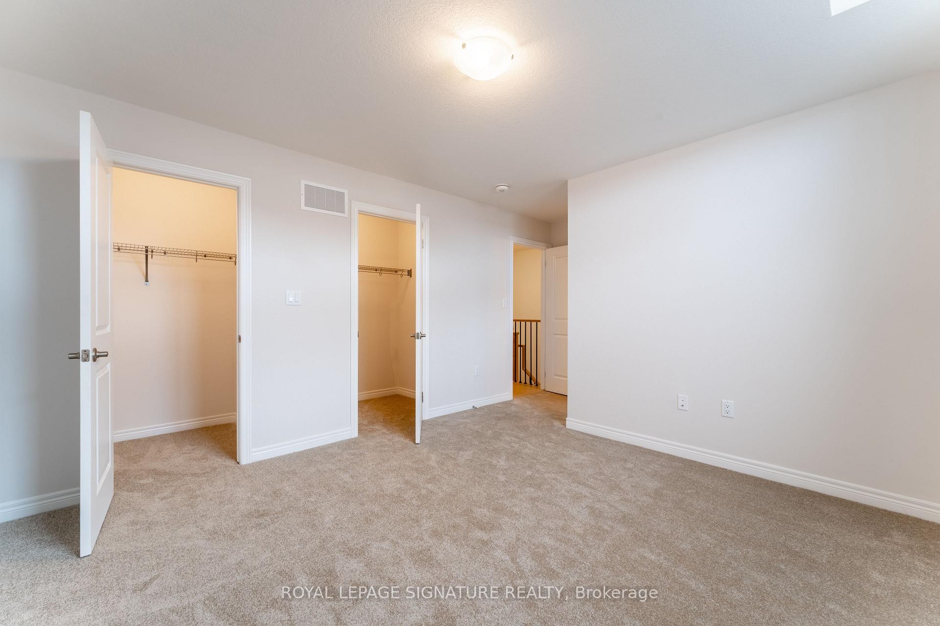 143 Sonoma Lane, Hamilton, ON - Indoor Photo Showing Other Room