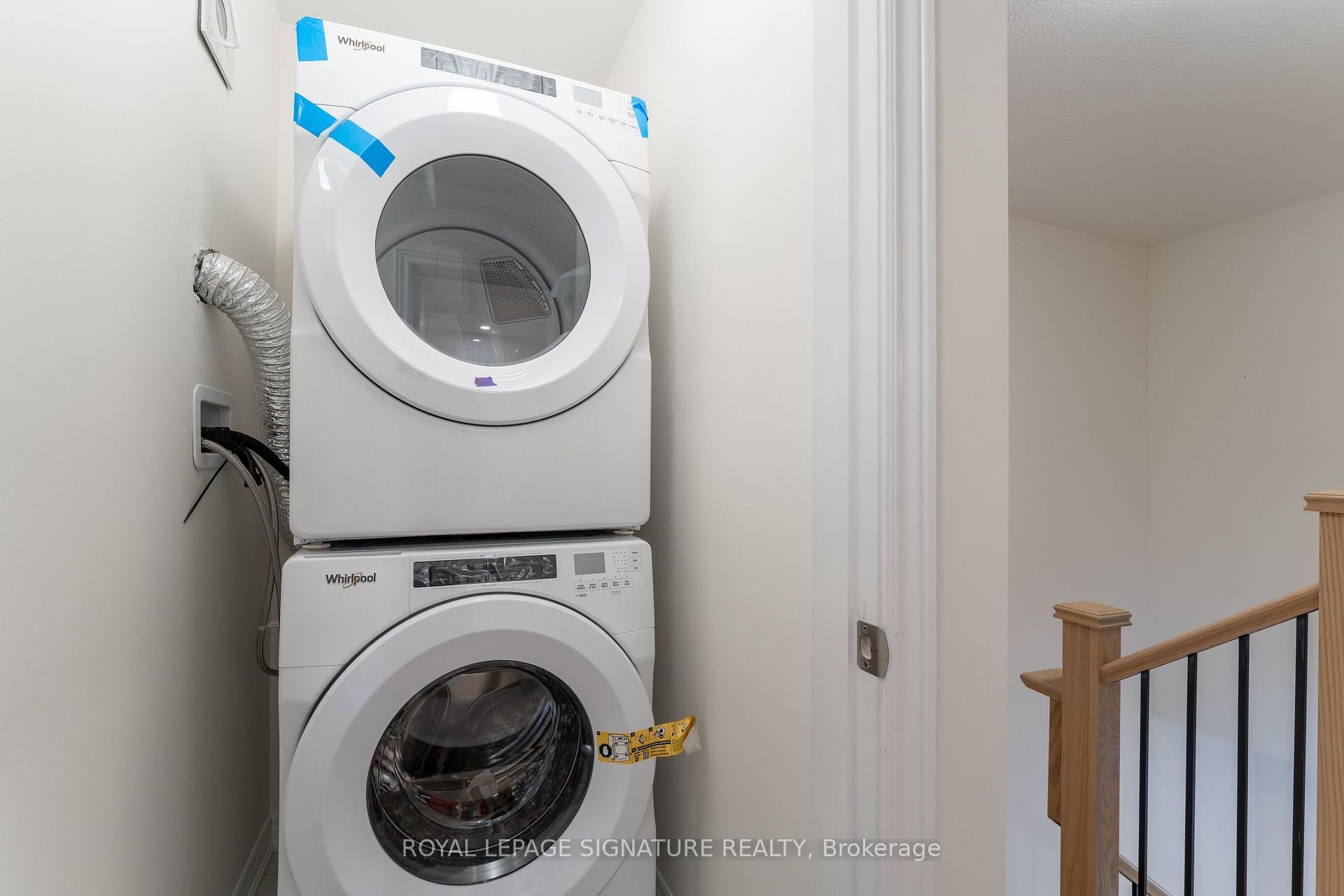 143 Sonoma Lane, Hamilton, ON - Indoor Photo Showing Laundry Room
