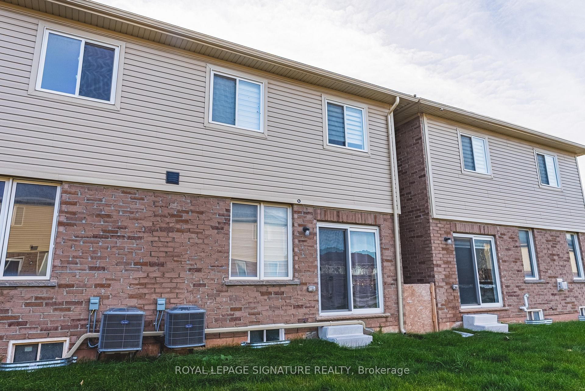 143 Sonoma Lane, Hamilton, ON - Outdoor With Exterior