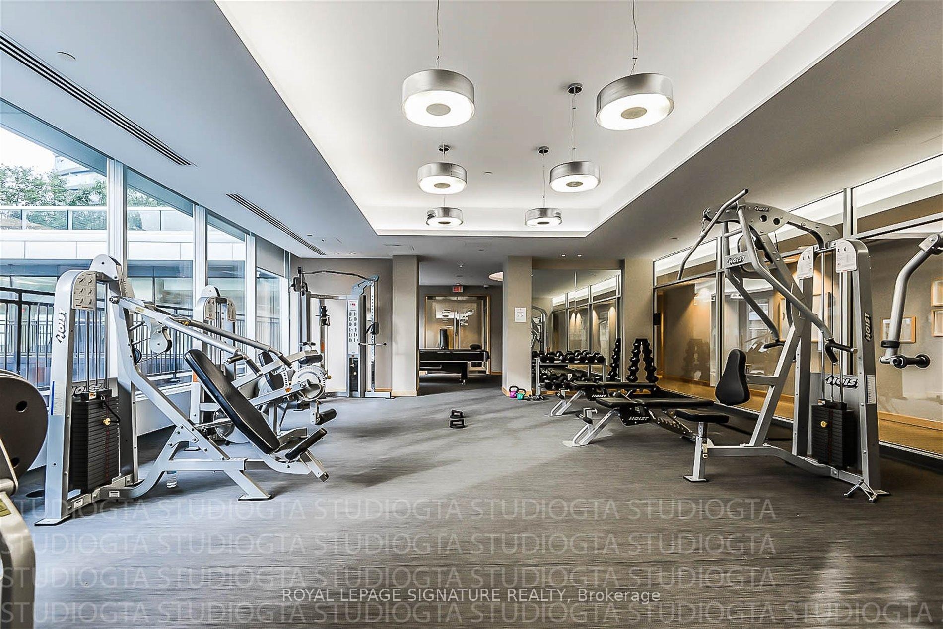 3007-55 Bremner Boulevard, Toronto, ON - Indoor Photo Showing Gym Room