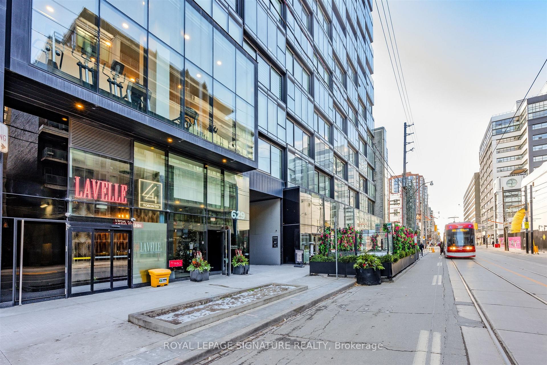 Ph1404-629 King Street W, Toronto, ON - Outdoor