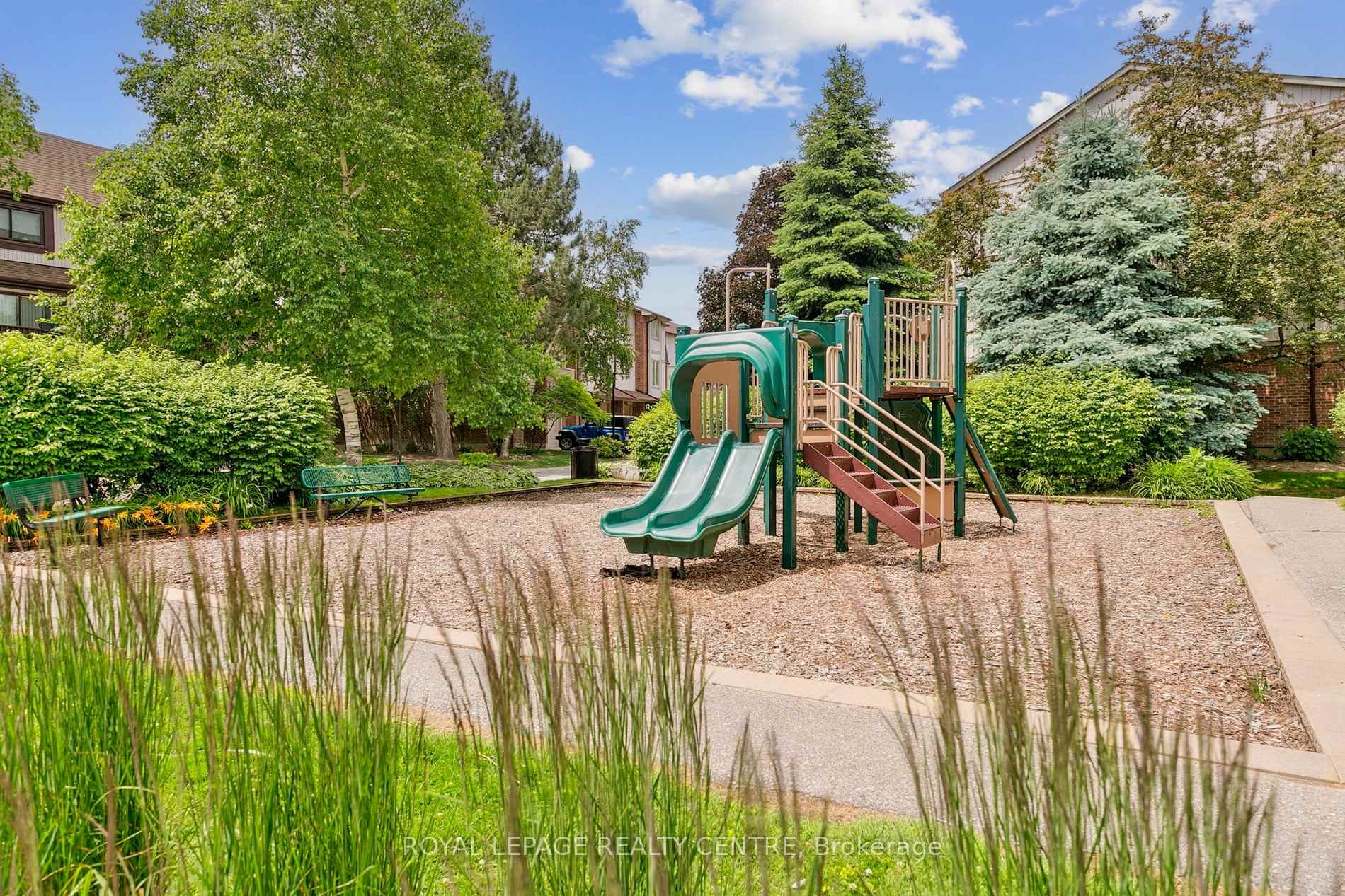 510-1110 Walden Circle, Mississauga, ON - Outdoor