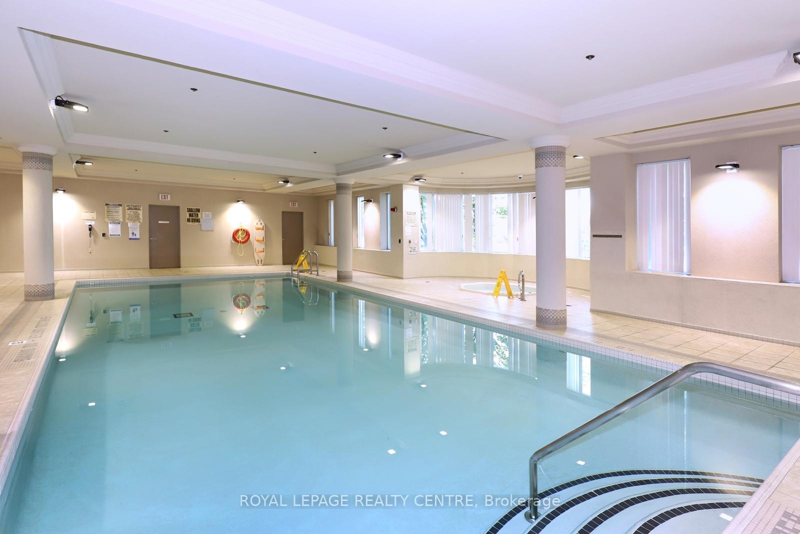 603-4850 Glen Erin Drive, Mississauga, ON - Indoor Photo Showing Other Room With In Ground Pool