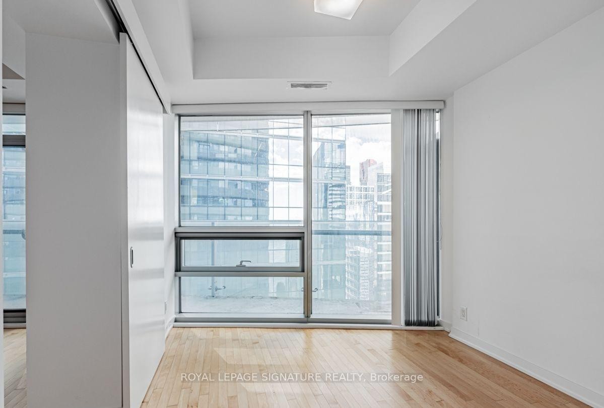 3510-14 York Street, Toronto, ON - Indoor Photo Showing Other Room