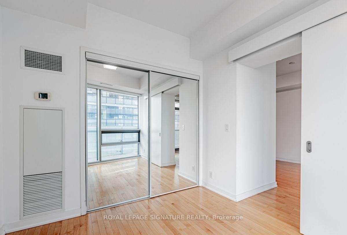 3510-14 York Street, Toronto, ON - Indoor Photo Showing Other Room