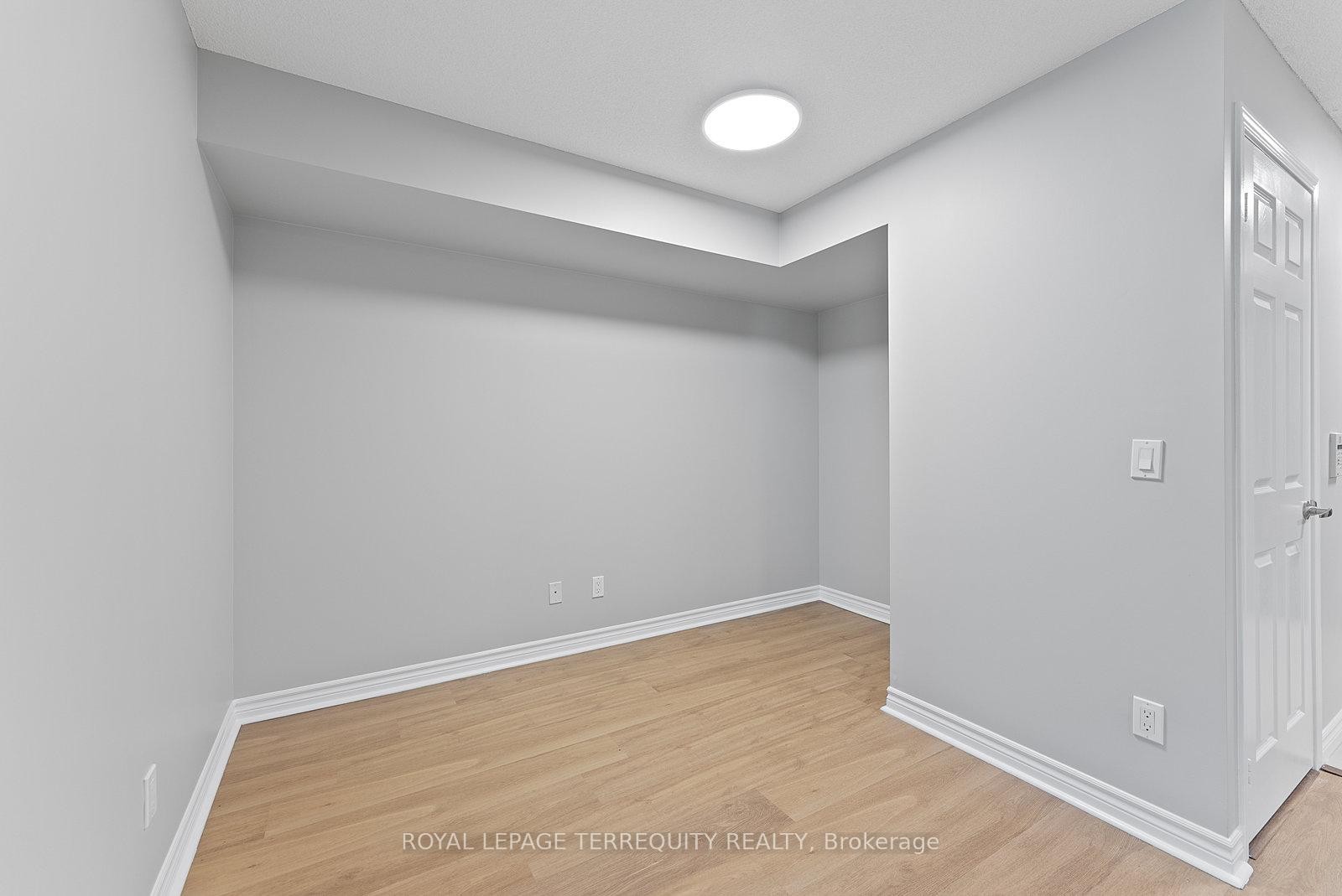 1212-19 Grand Trunk Crescent, Toronto, ON - Indoor Photo Showing Other Room