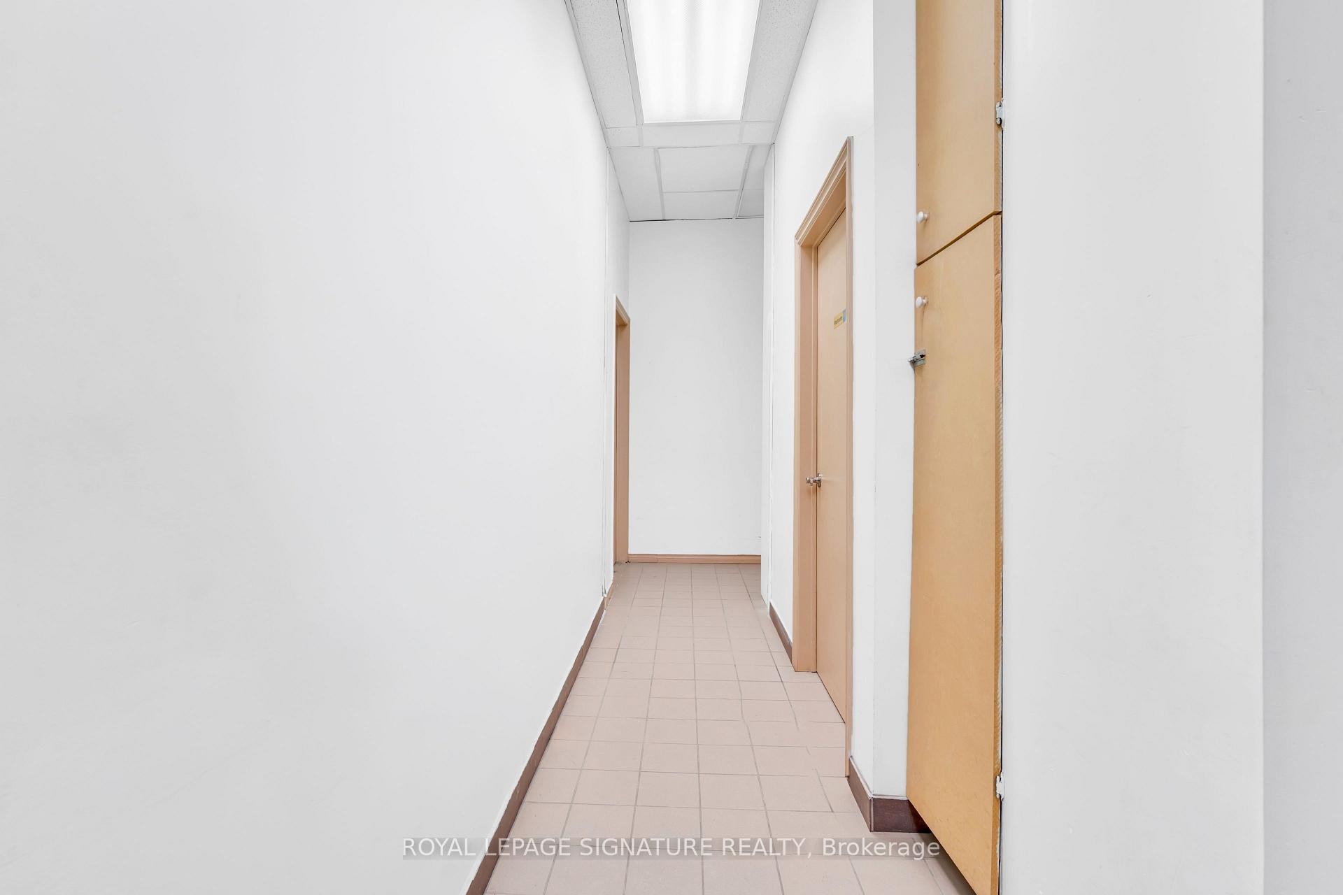 4-3155 Eglinton Avenue E, Toronto, ON