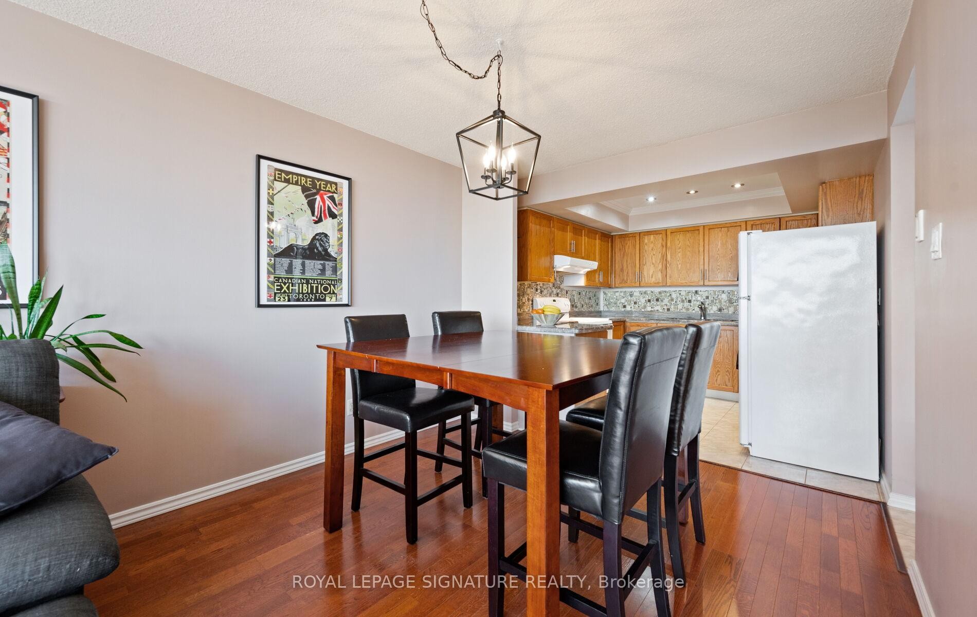 1207-310 Mill Street S, Brampton, ON - Indoor Photo Showing Dining Room