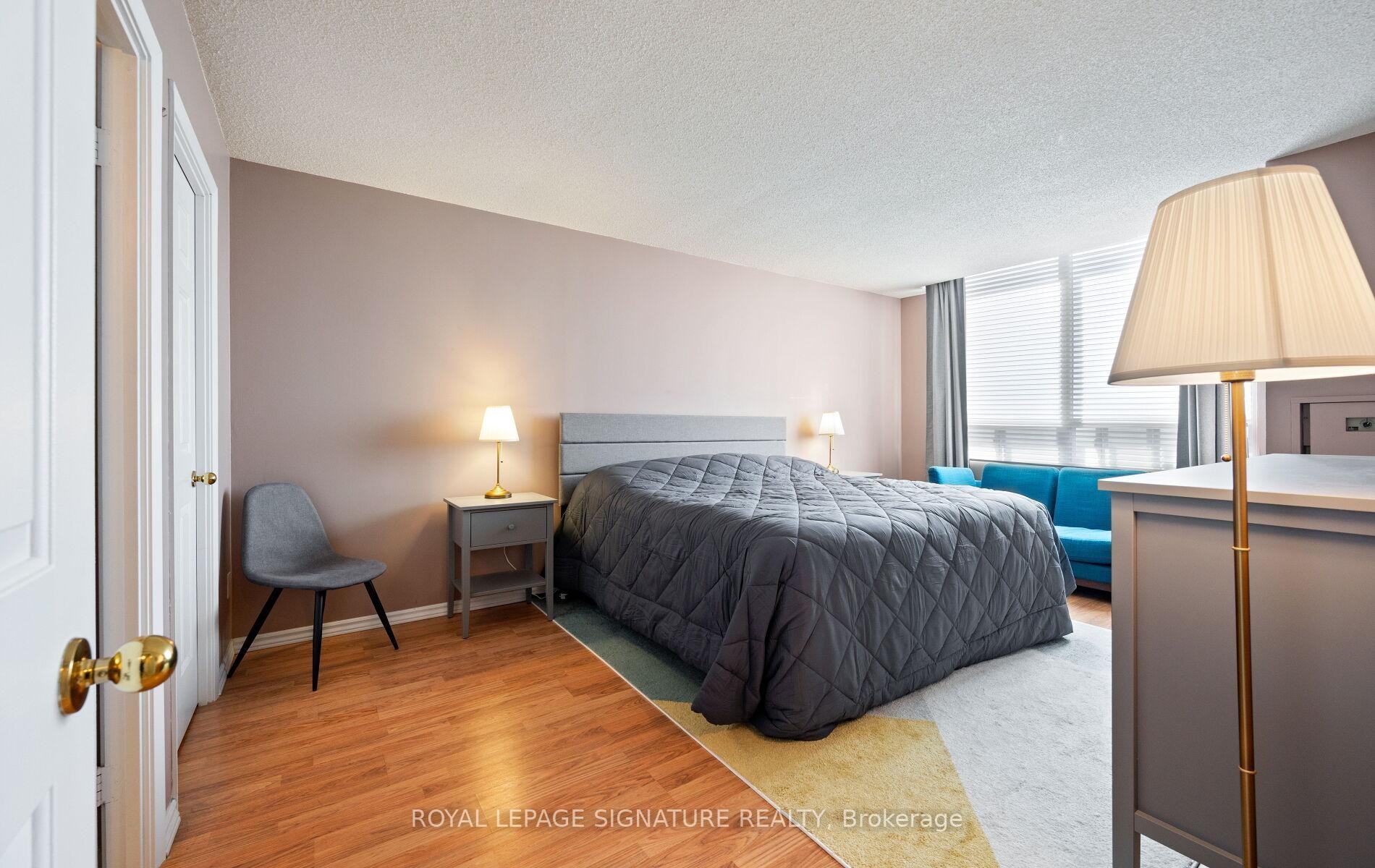 1207-310 Mill Street S, Brampton, ON - Indoor Photo Showing Bedroom