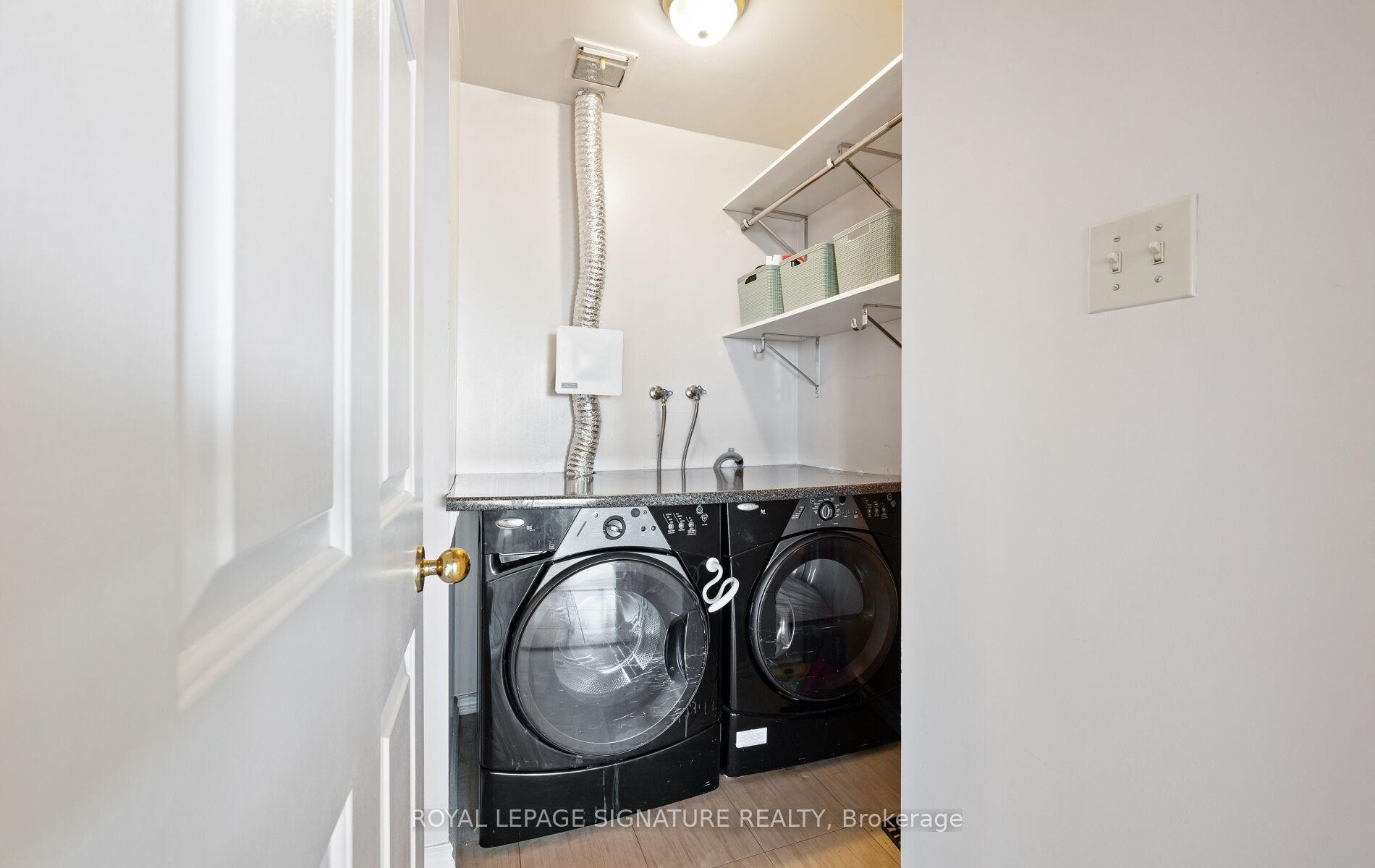 1207-310 Mill Street S, Brampton, ON - Indoor Photo Showing Laundry Room