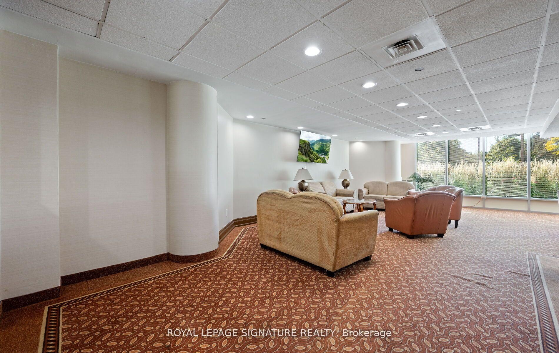 1207-310 Mill Street S, Brampton, ON - Indoor Photo Showing Other Room