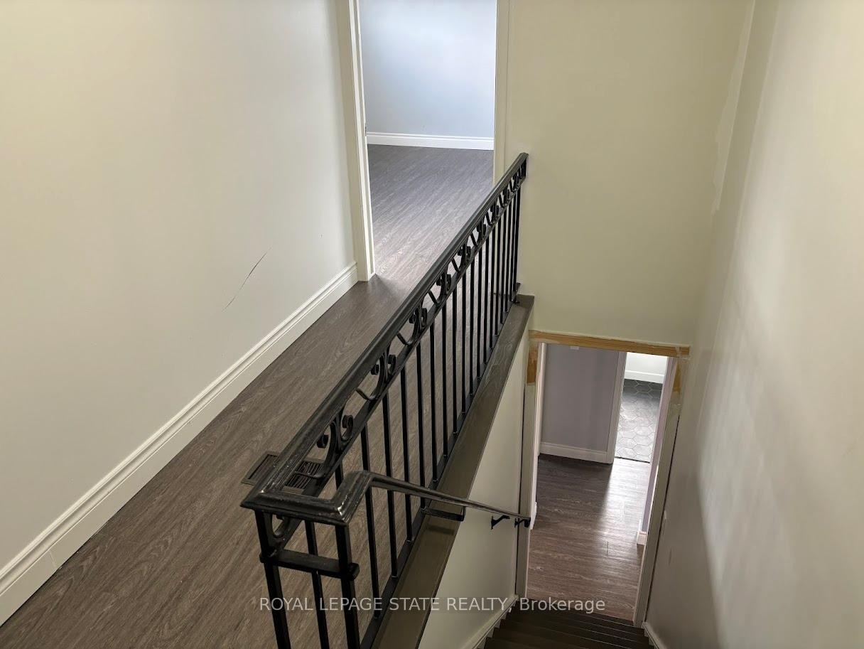 373 East 27Th Street, Hamilton, ON - Indoor Photo Showing Other Room