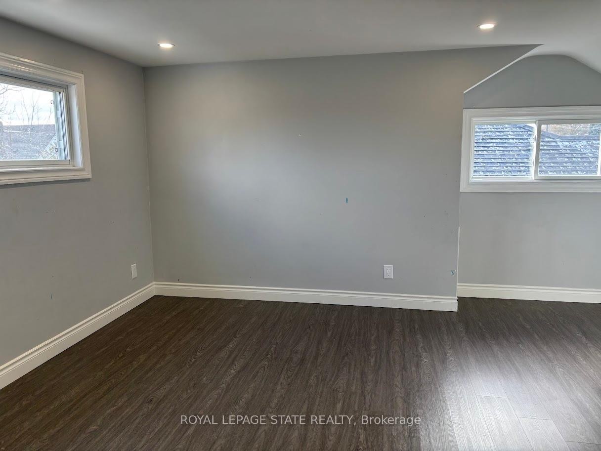 373 East 27Th Street, Hamilton, ON - Indoor Photo Showing Other Room