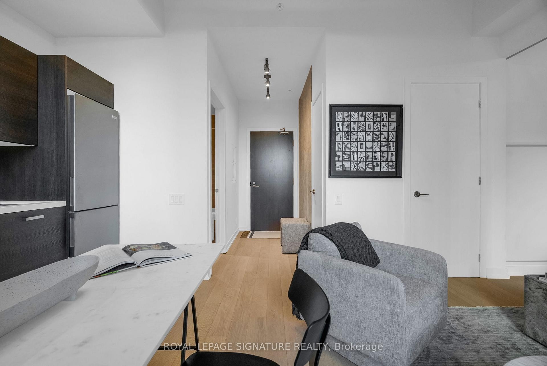 606-11 Charlotte Street, Toronto, ON - Indoor